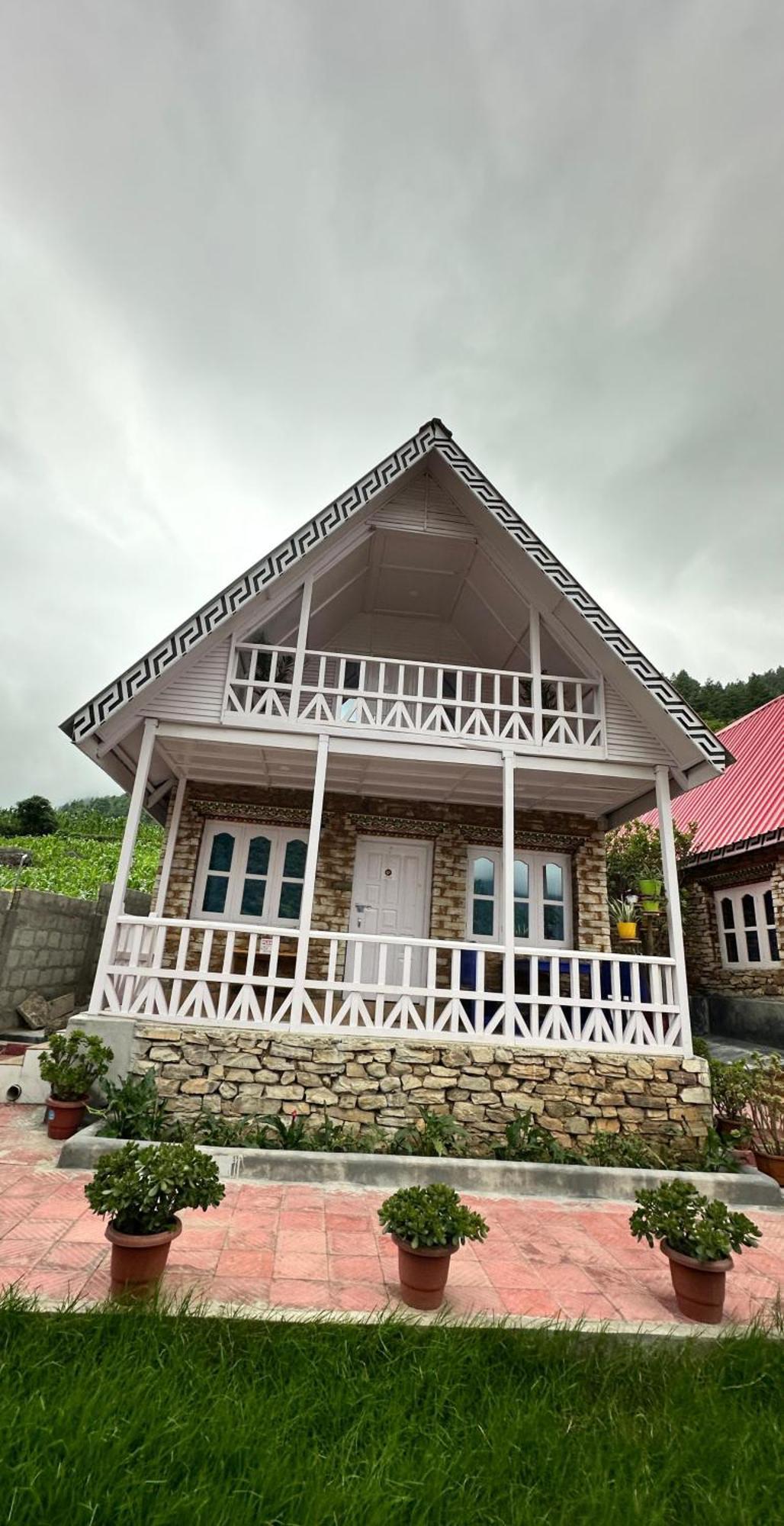 Апартаменти Brokpa Estate Dirang Екстер'єр фото